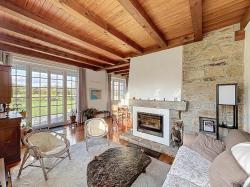 LANDUNVEZ : Proche du port d'Argenton, magnifique propriété avec accès direct à la plage de Gwen Trez