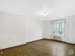 GOUESNOU : agréable appartement de 70m² au premier étage d'un petit immeuble
