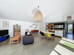 BREST RESTIC : Maison contemporaines aux tendances passives dans un environnement verdoyant