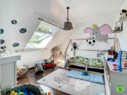 PLABENNEC : Jolie propriété familiale avec 4 chambres, double séjour et studio annexe