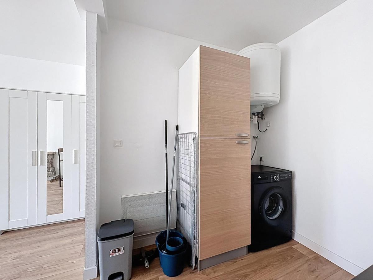 BREST: À LOUER CHARMANT STUDIO, MEUBLÉ DE 26m²