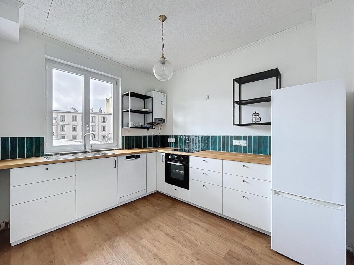 HYPER CENTRE BREST : À LOUER AGRÉABLE APPARTEMENT T3 DE 92,5 M²