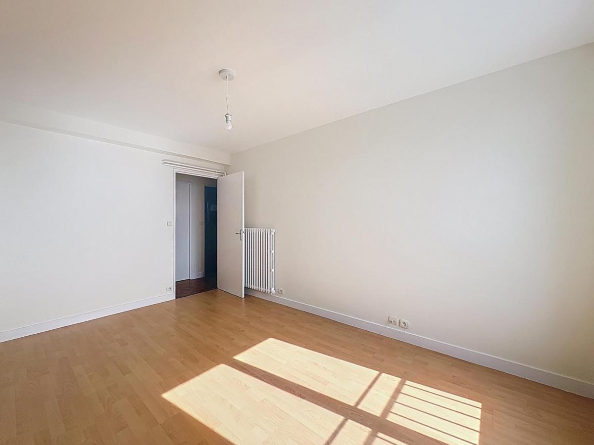 CHATEAU : BEL APPARTEMENT DE 81M2 VUE MER PANORAMIQUE 