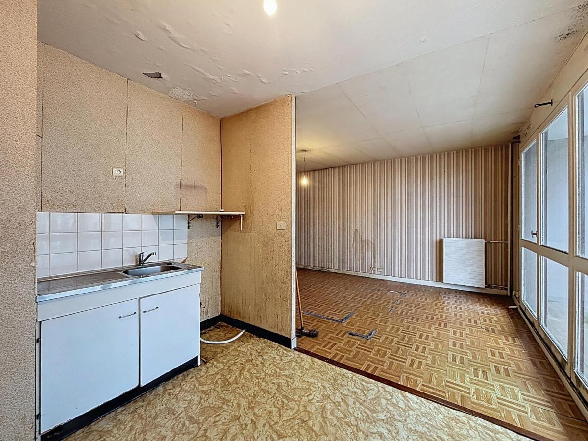 A VENDRE :  Appartement à rénover, Idéal investisseur - BREST