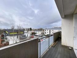 BREST KERICHEN : Bel appartement T5 de 98m2 au dernier étage avec parking privé