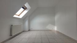 Maison T6 récente avec une chambre de plain-pied (PMR en rdc) sur une parcelle de 292 m2 proche du bourg