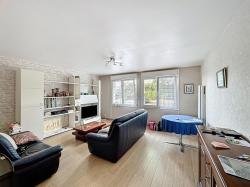 BREST SAINT PIERRE : Bel appartement T3 de 70m2 avec 2 chambres, grand séjour et place de parking