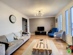BREST SAINT MARTIN : Joli et lumineux appartement T5 de 84m2 au dernier étage proche centre ville