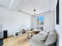 FROUTVEN : Maison 3 chambres, bureau, garage, terrasse et jardin