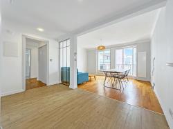 CENTRE-VILLE : ravissant appartement de 79m² avec deux chambres et garage