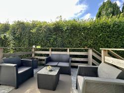 BREST : charmante maison non mitoyenne avec garage sous-sol, pergola et jardin clos