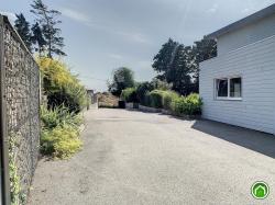 Gouesnou : Jolie propriété familiale de 130m²  avec beau jardin arboré