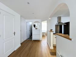 HYPER-CENTRE: À LOUER BEL APPARTEMENT MEUBLÉ T4 DE 54M²