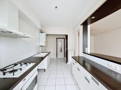 BREST HYPER CENTRE : Appartement lumineux de 100m2 dans un immeuble d'angle