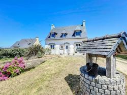 PLOUDALMEZEAU : Proche plages, jolie maison traditionnelle de 107m2 édifiée sur sous sol complet