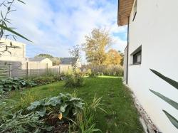 GUIPAVAS : Belle contemporaine d'architecte 7 pièces en viager