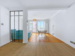 CENTRE-VILLE : ravissant appartement de 79m² avec deux chambres et garage