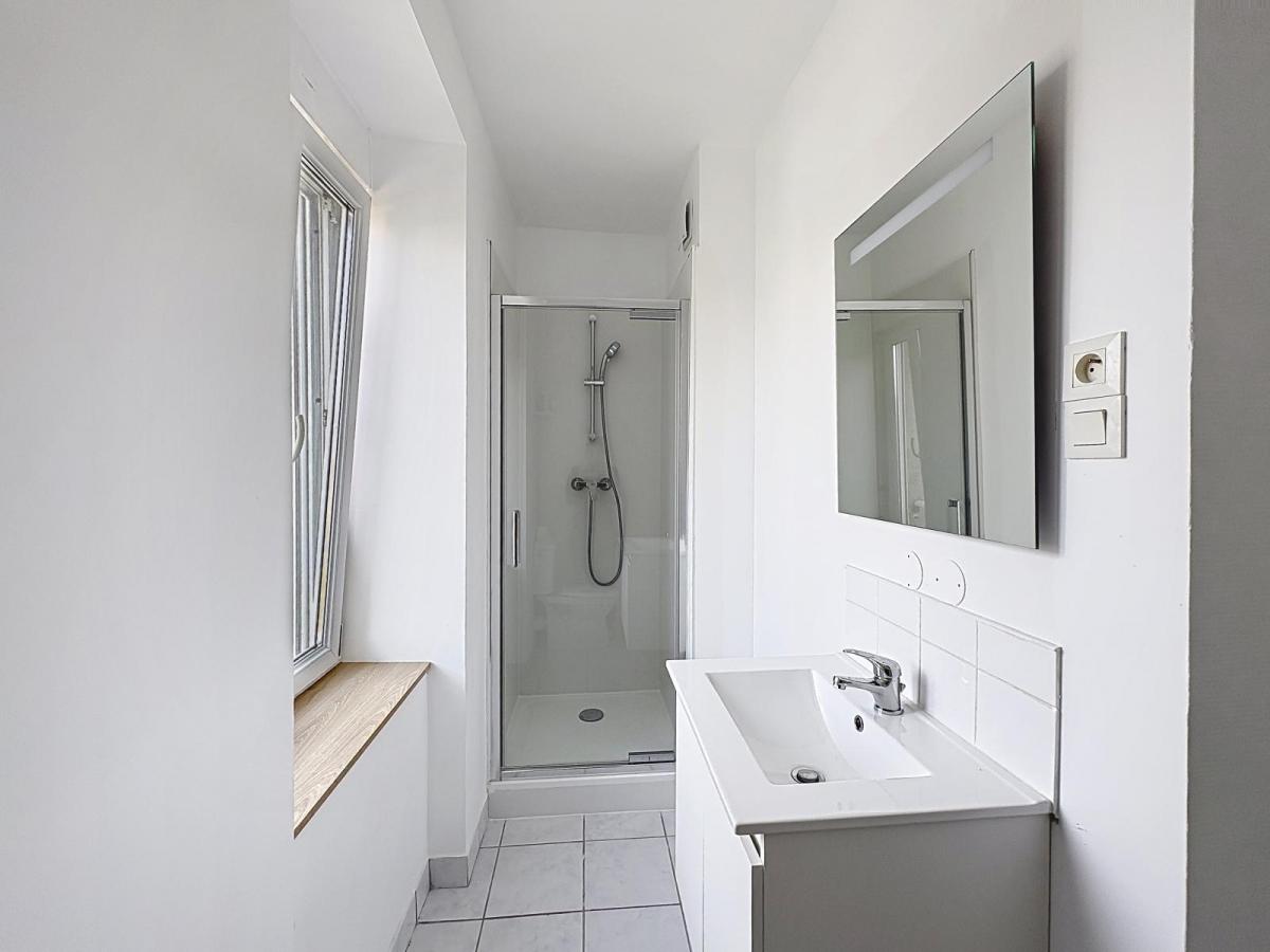 BREST: À LOUER CHARMANT STUDIO, MEUBLÉ DE 26m²