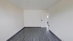 Maison récente T5 de 2020 tout de plain-pied avec garage et jardin.