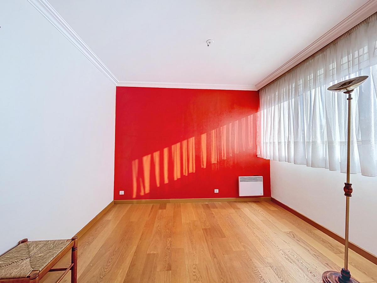 BREST : CHARMANT APPARTEMENT T5 AVEC BALCON EN IMPASSE